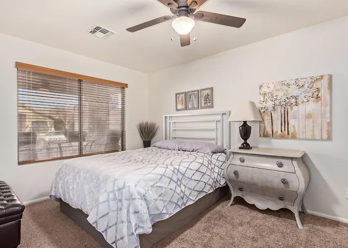 Ormondo Way Holiday home Litchfield Park